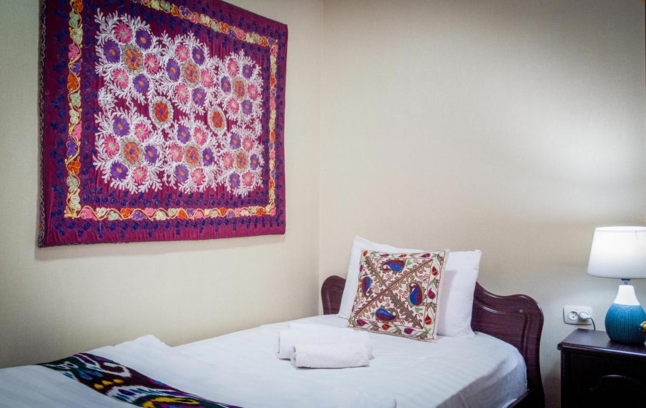 Jahongir Bed and Breakfast Samarkand Exteriör bild